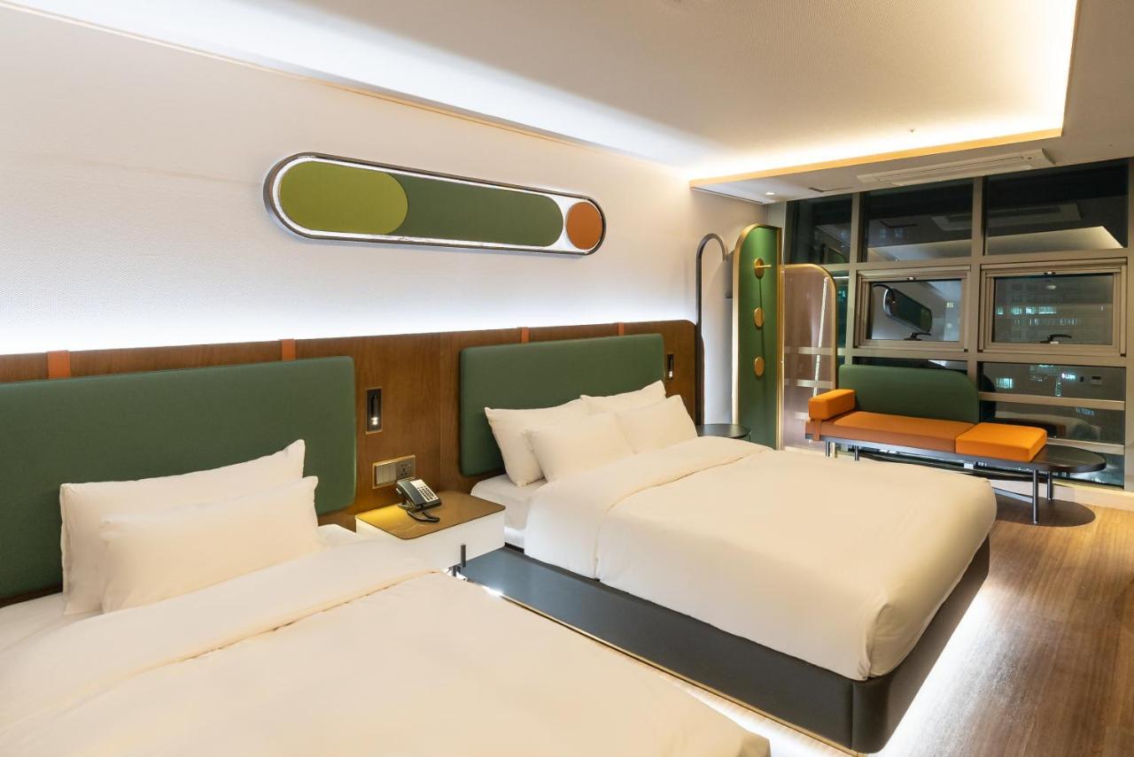 L&L Central Hotel Jeju Bagian luar foto