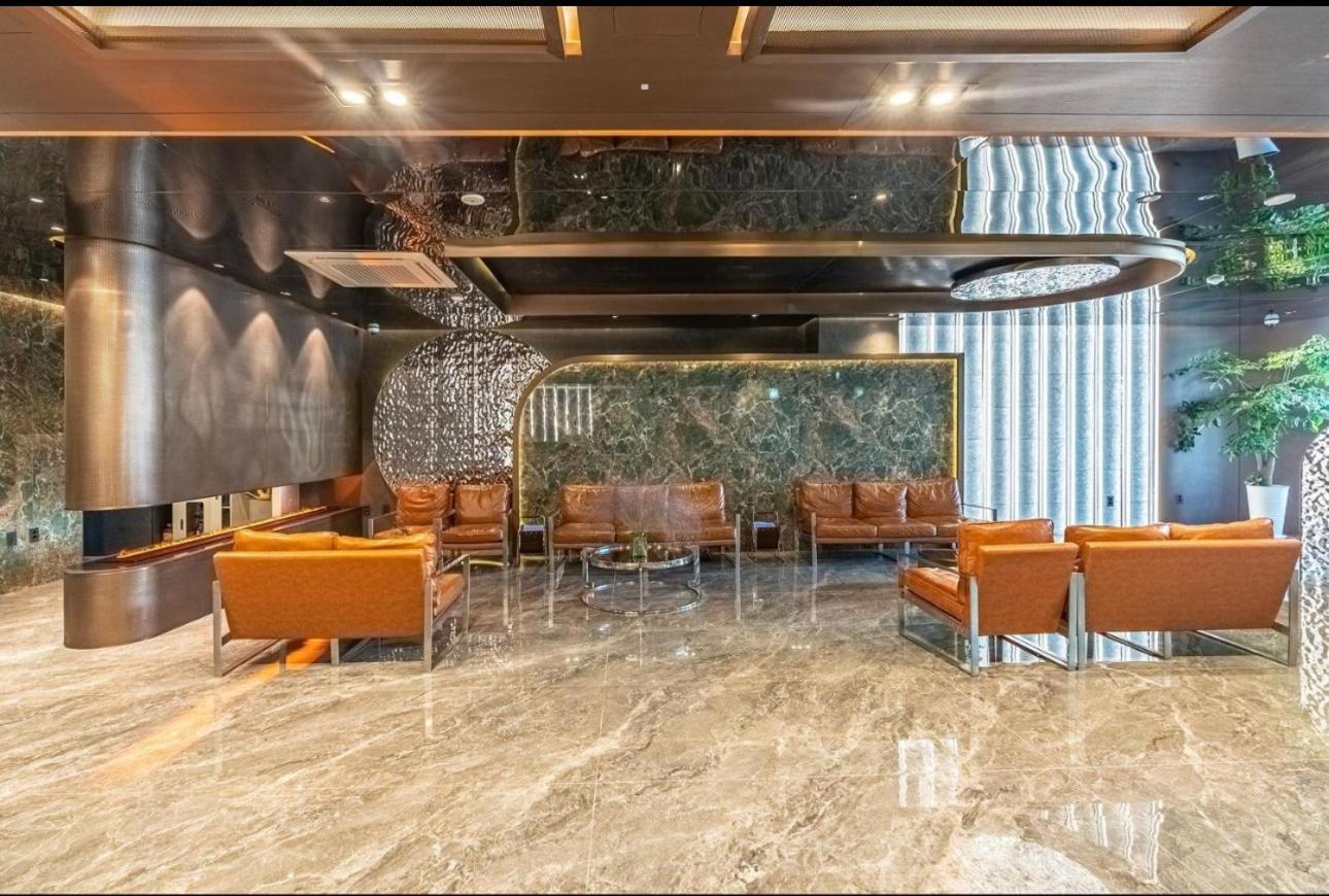 L&L Central Hotel Jeju Bagian luar foto